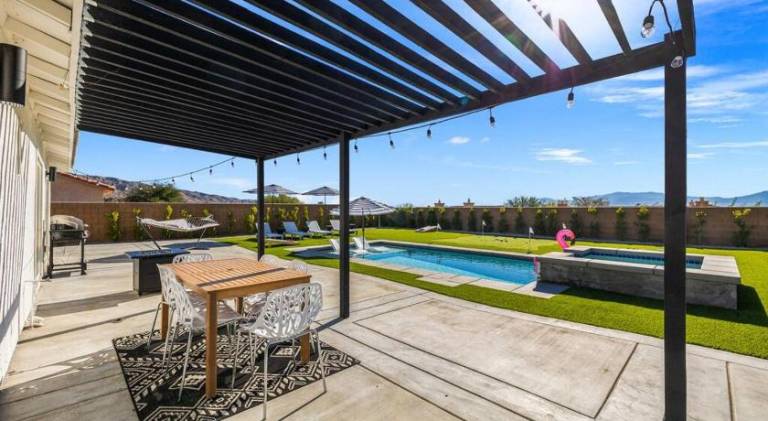 Fully equipped house with terrace, hot tub & grill | Suitable for remote work | Pets are welcome — photo 3