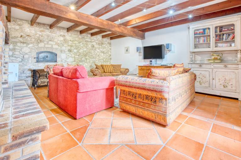 La Garenne – Family Cottage with Pool and Jacuzzi on 12 Hectares near Bergerac — photo 4