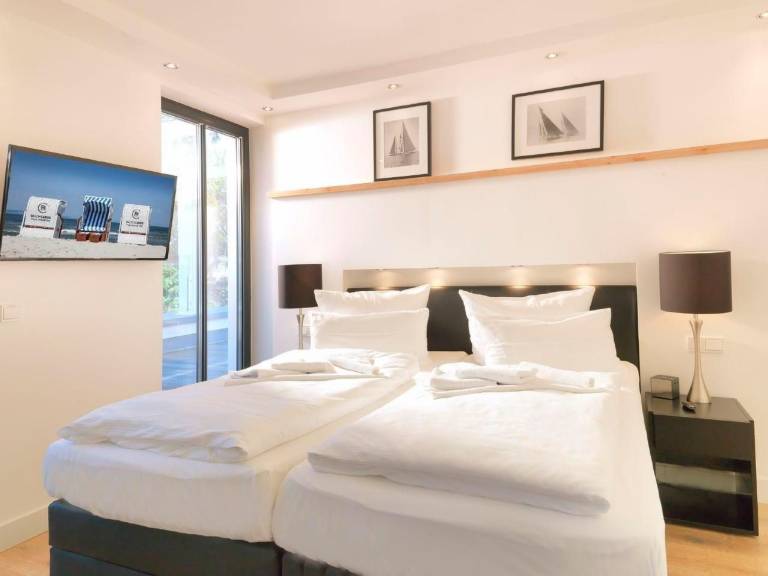 Fully equipped beautiful holiday apartment with sauna & pool | Nature view | Close to the beach | Dogs allowed — photo 5