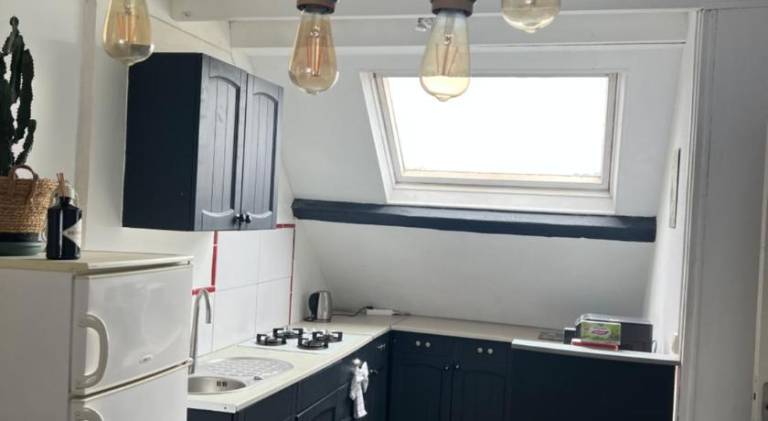 WingFlat Appartement Entier Centre Ville Proche Naval Cite de la mer Quartier Calme — photo 4