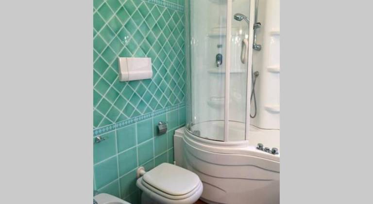 Fully equipped pleasant villa with hot tub, private pool & yard | Suitable for remote work | Pets allowed — photo 2
