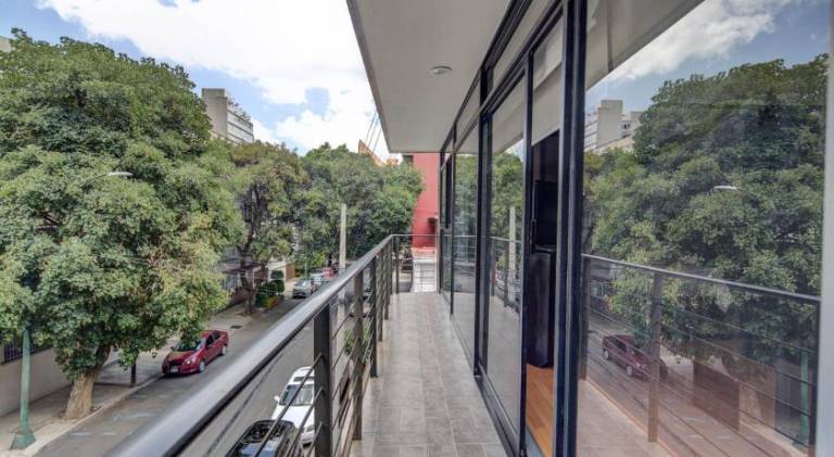 Serviced apartment with terrace — photo 3