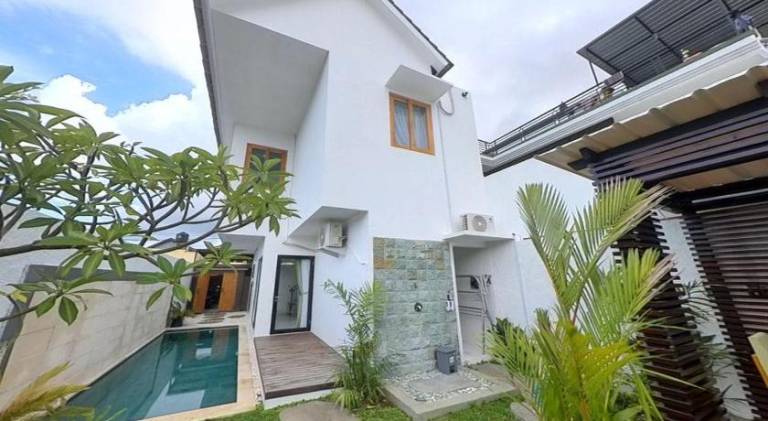 Spacious house with jacuzzi & pool | Pets allowed in Denpasar