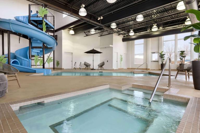 Microtel Inn & Suites by Wyndham Estevan — photo 2
