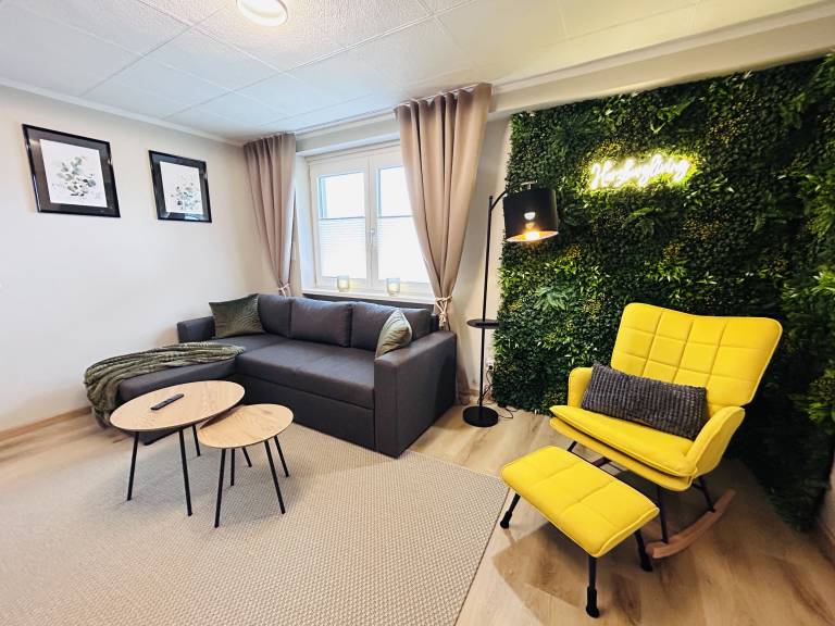 Holiday apartment with BBQ, terrace & yard | City view — photo 4