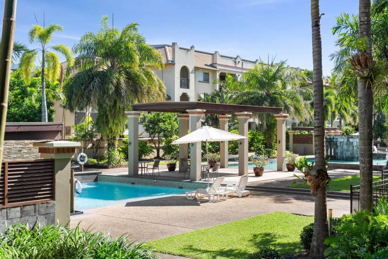 Tropical Gardens Resort 9 Pools Gym