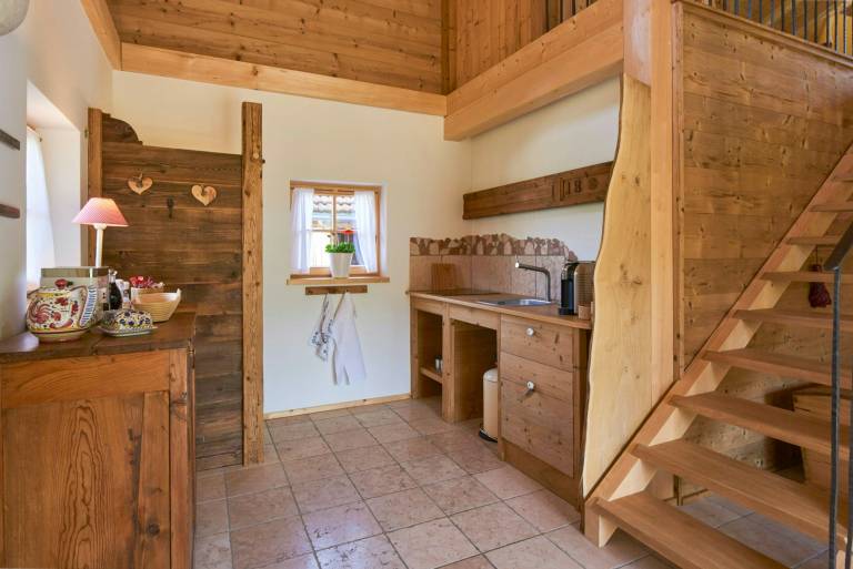 Swiss pine house with garden near Hochries — photo 5