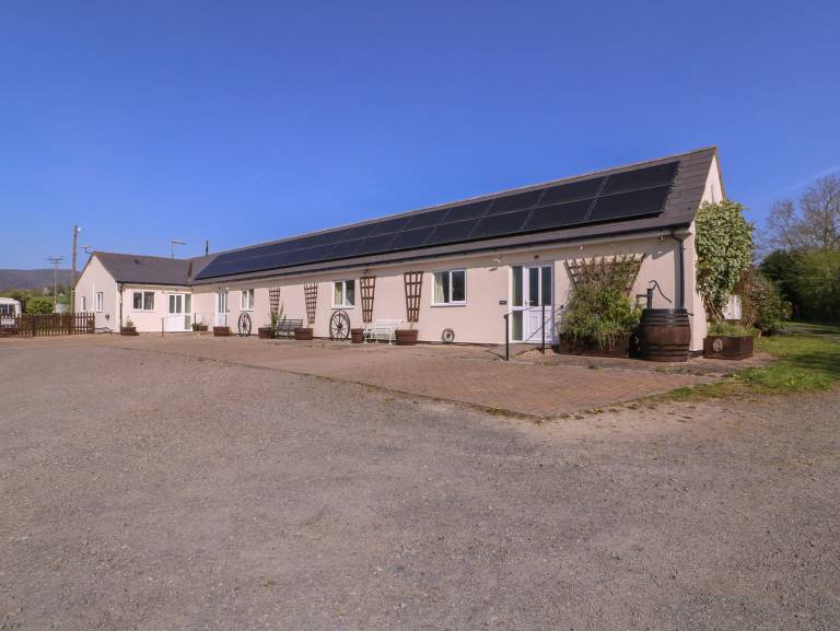 Cottage with garden in Malvern