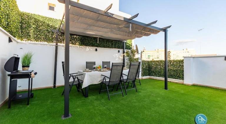 Apartment with terrace | Pets are welcome in Málaga
