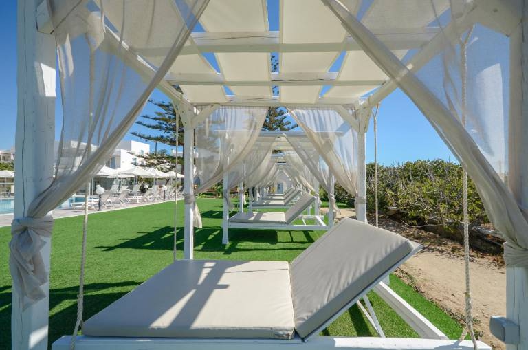 Children-friendly wonderful serviced apartment with hot tub, garden & patio | Close to the beach | Pets are welcome — photo 2
