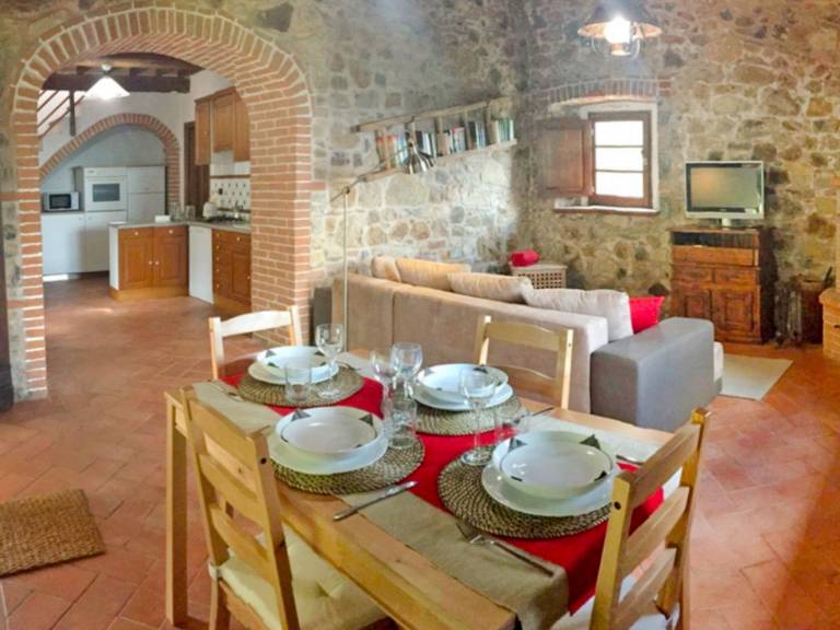 Child-friendly house with terrace, private pool & yard | Nature view | Pet-friendly — photo 4
