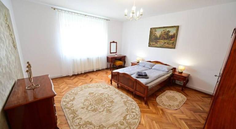 Rental apartment with 2 rooms for 4 persons — photo 2
