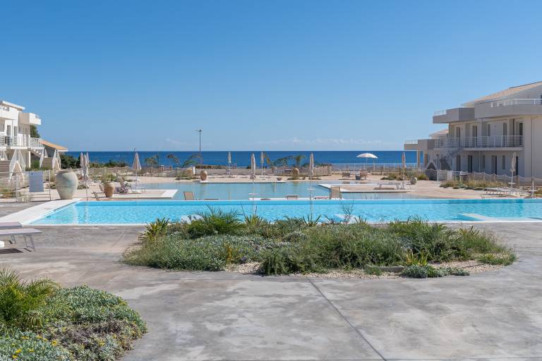 Apartment 'I Due Mori Marzamemi' with Sea View, Wi-Fi and Air Conditioning in Syracuse