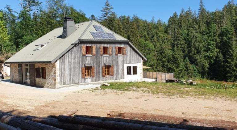 Lodge with garden | Dogs allowed in Pontarlier