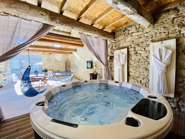 La Maison de Sainte Valière Piscine et Spa — photo 2
