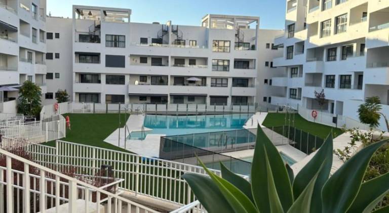 Rental apartment with pool — photo 3