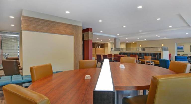 TownePlace Suites by Marriott Sarasota Bradenton West — photo 5