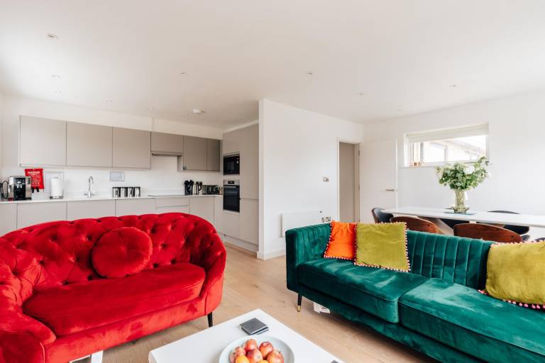 Family-friendly pleasant apartment with garden | Next to Royal Crescent | Garden view | Pet-friendly — photo 2