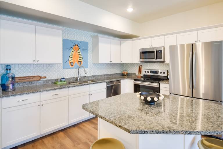 Near TBK Bank Sports Complex: Quad Cities Townhome — photo 2
