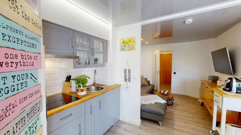 Kompakte, moderne Ferienwohnung für zwei Erwachsene, 2 Kinder und Hund mit Meerblick in Grömitz — photo 3