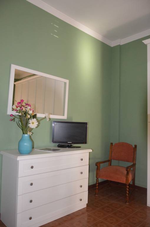 Apartment with garden | Garden view — photo 3