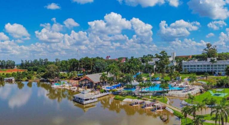 Resort Cesário Lange