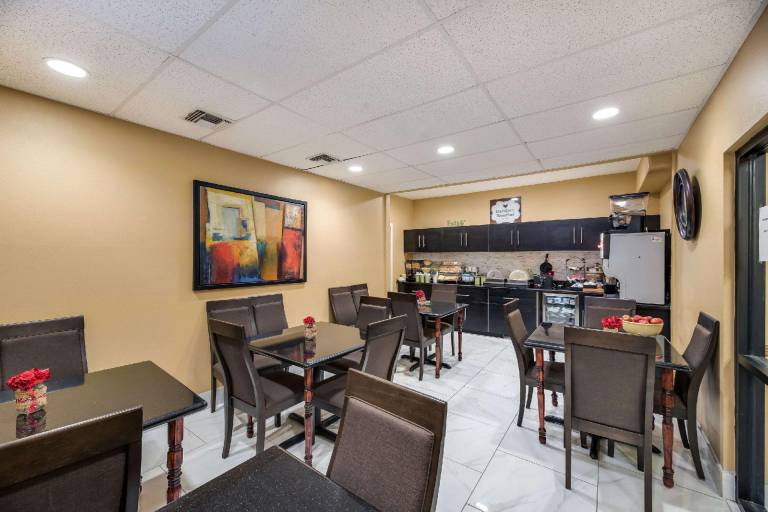 MainStay Suites Extended Stay Hotel Casa Grande — photo 5