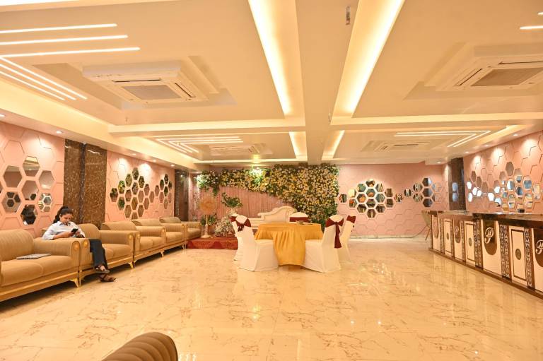 HOTEL PICASSO ROOMS & BANQUETS