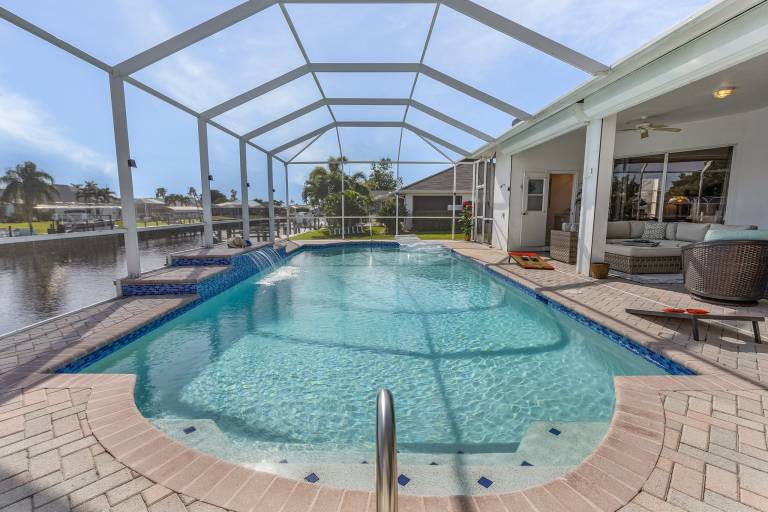 Gulf Access, Dock with Tiki, Heated Pool & Pool Table - Mango Paradise-Roelens in Cape Coral, FL