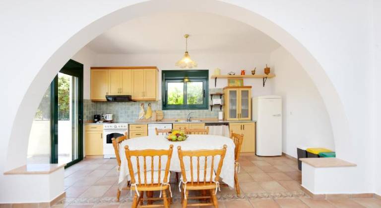 Villa with 4 rooms for 8 persons — photo 3