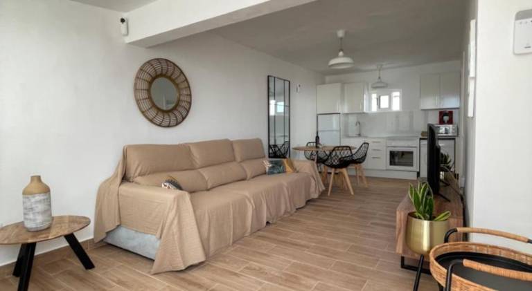 Serviced apartment with yard & patio | Pets are welcome in Tías