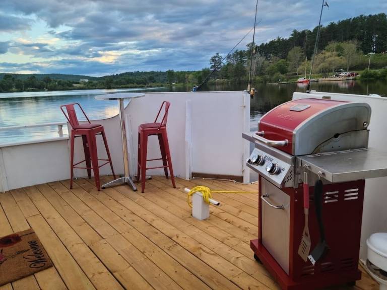 Houseboat Barry's Bay