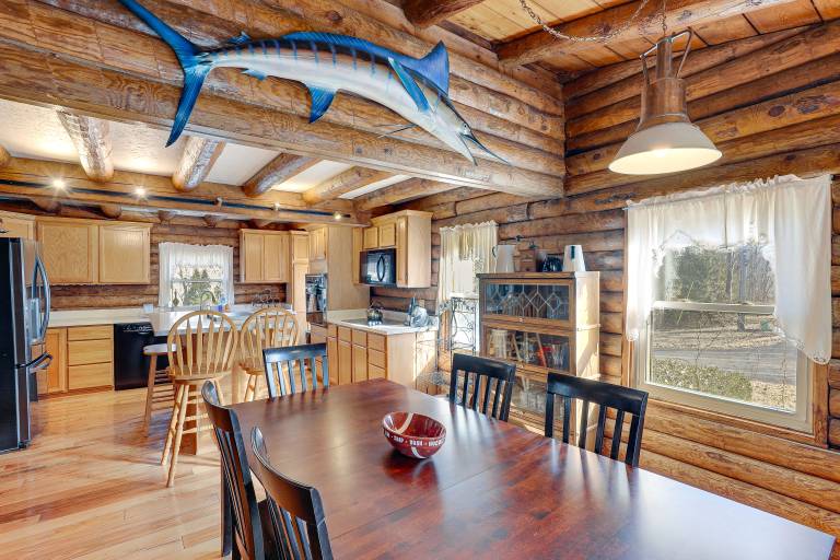 Hike, Fish & Boat Nearby! Bloomington Family Cabin — photo 2