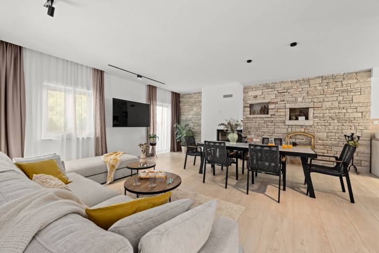 Ferienhaus  Belavići