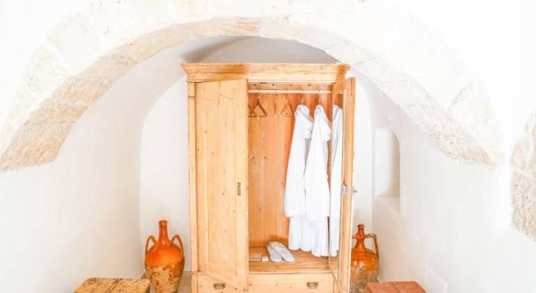 Trullo Essenza-Trulli Anti Charme & Relax — photo 5