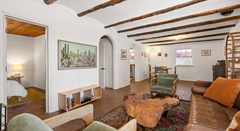 Soulful Historic Adobe - 5 Mins to Plaza - Spacious and Inspiring in Santa Fe