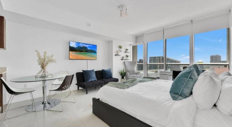 Luxury Unit W Residences Brickell in Miami, FL