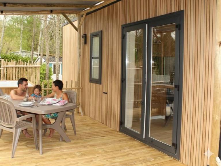 Child-friendly wonderful mobile home with patio | Pet-friendly — photo 4