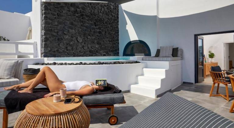 Apartment with terrace & jacuzzi — photo 5