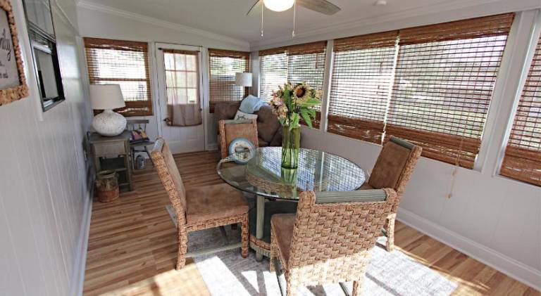 Vacation home with grill — photo 3