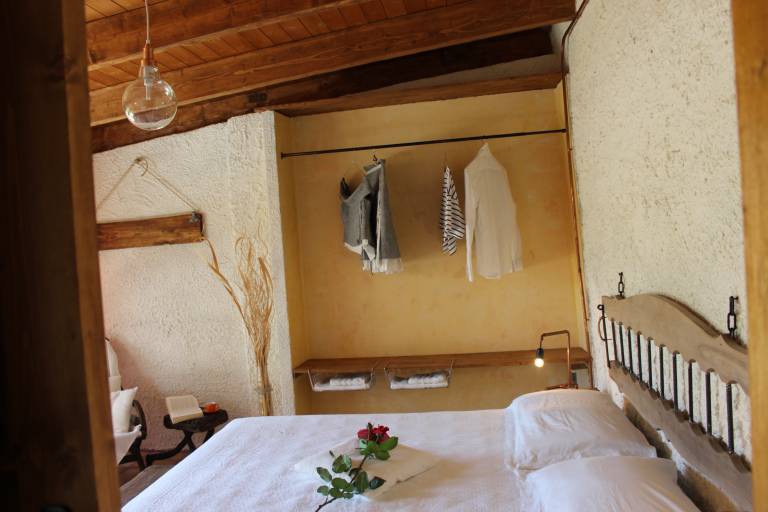 Beautiful chalet with jacuzzi, BBQ & garden | Pets are welcome — photo 2