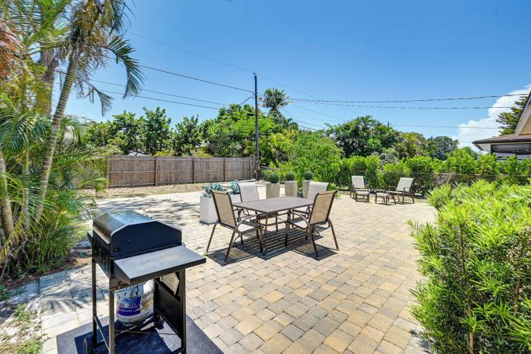 House North Naples