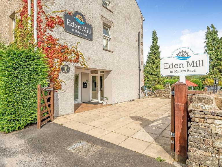 Cottage Middlesbrough