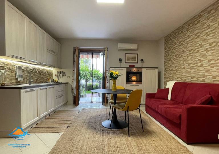 Holiday apartment with grill, yard & patio | Garden view — photo 2