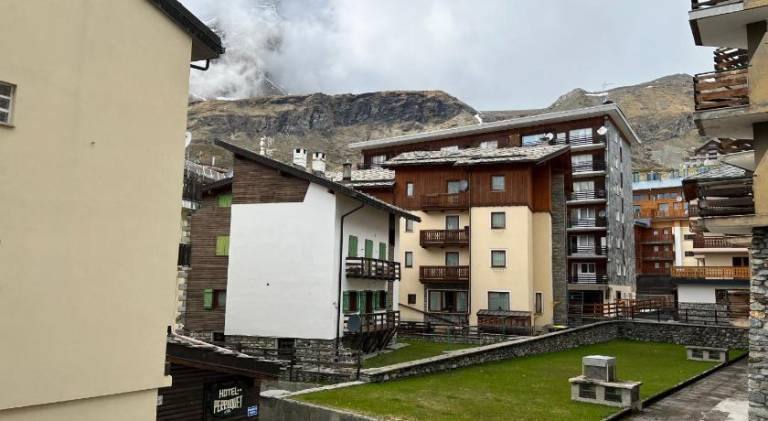 Pleasant apartment with terrace | Close to the ski | Pets allowed — photo 2