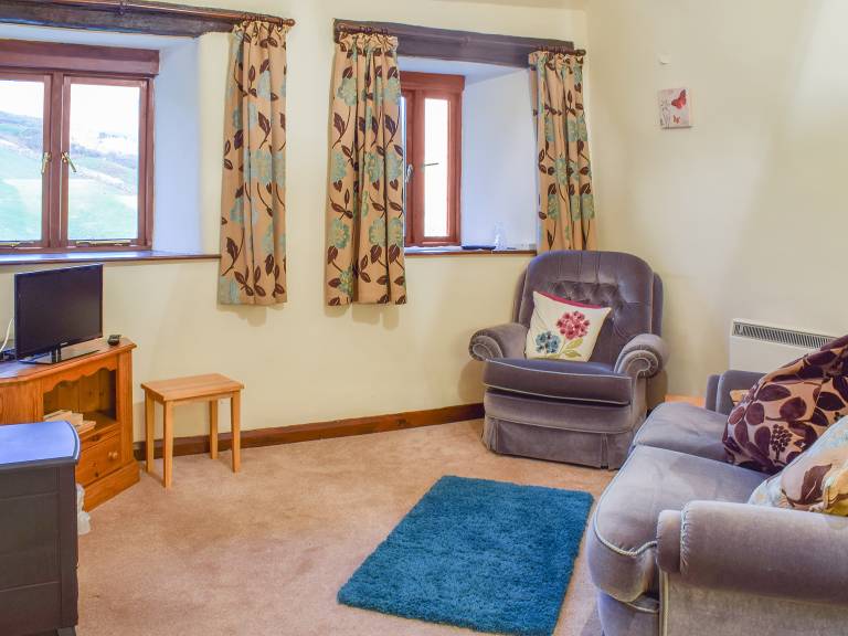Family-oriented charming cottage with garden | Pets allowed — photo 2