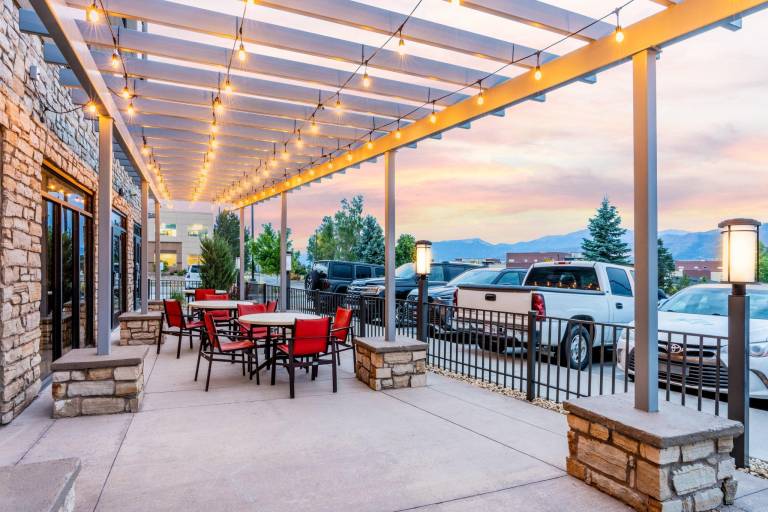 Holiday Inn Express & Suites Colorado Springs AFA Northgate By IHG — photo 5
