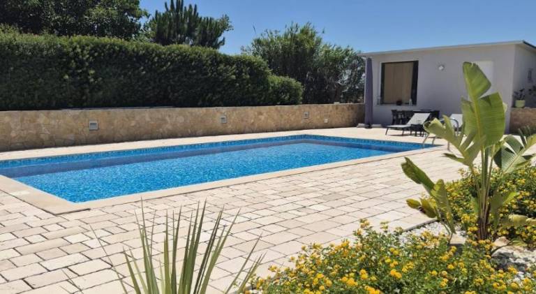 Villa with private pool, BBQ & garden | Suitable for remote work in Melissa