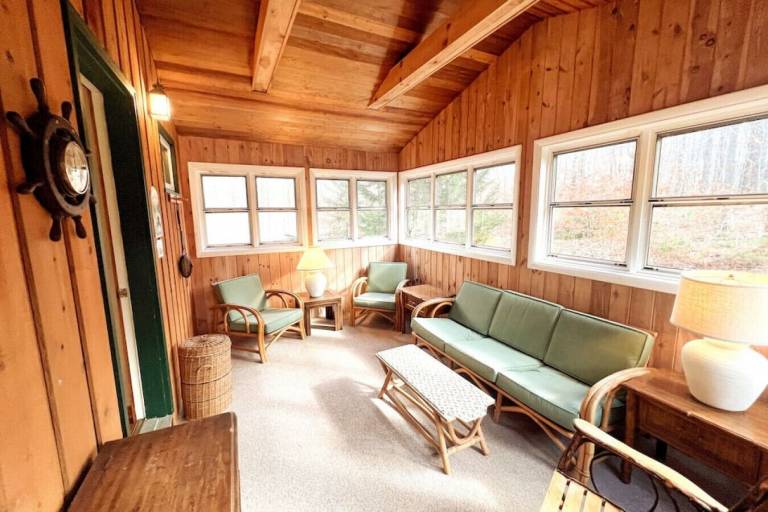 Cabin  Eagle Bay