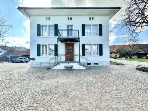 ZIMMERzuVERMIETEN Deitingen Kreuz